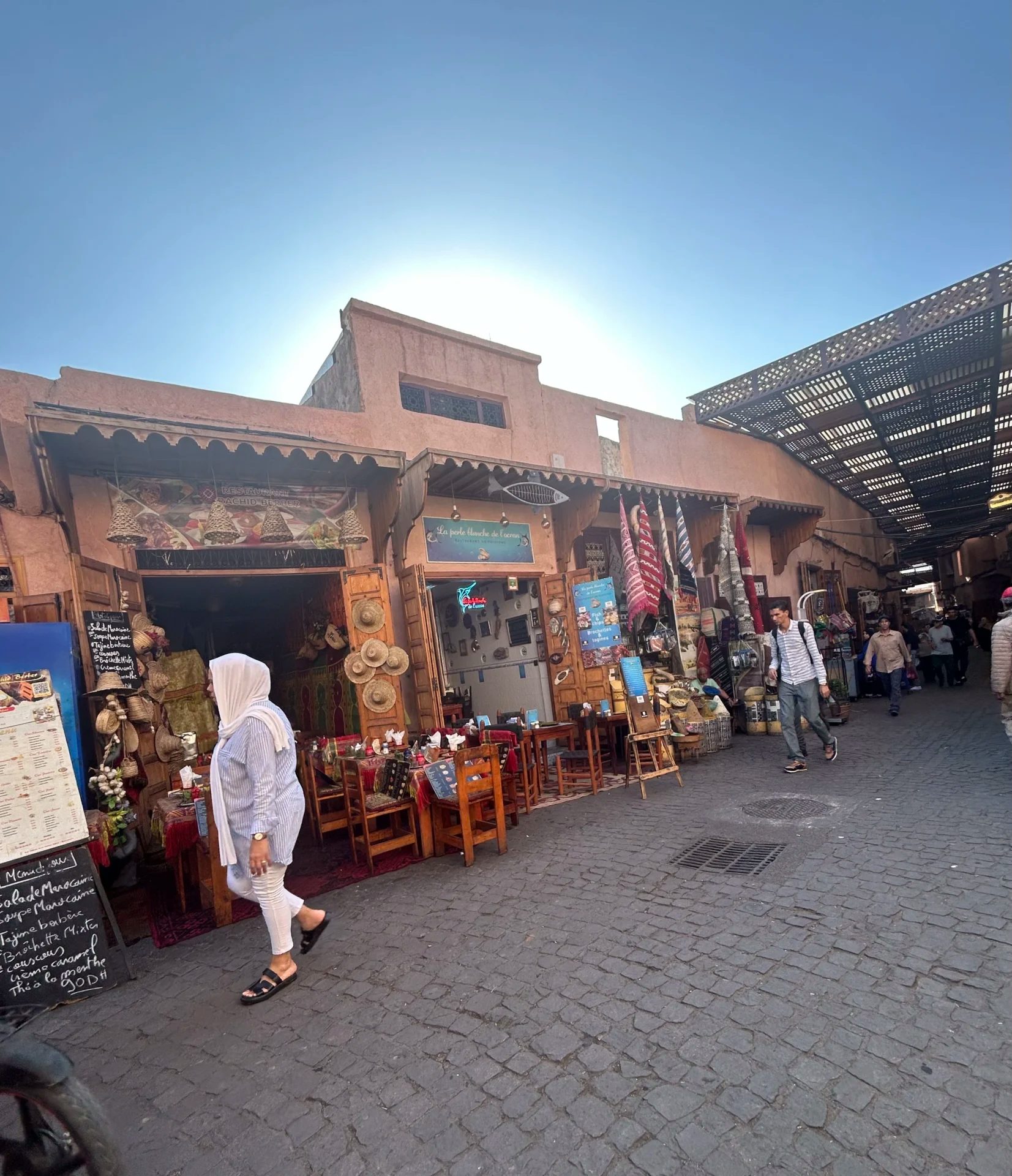 VNA-Investir-à-Marrakech-Quoi-savoir-Real-dreamhouse